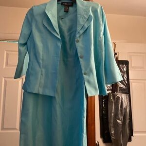 Beautiful teal or green dress